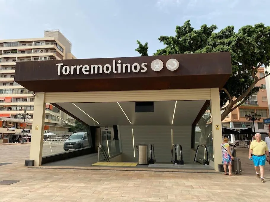 Modern 3-Bed Apartment In Heart Of Torremolinos